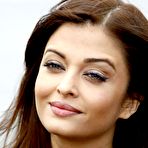 Third pic of Aishwarya Rai beachfront photocall at the Cannes Film Festival
