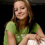 First pic of AndiPink ::: Free Pictures