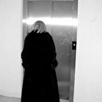 Second pic of SexPreviews.EU - Blonde upskirt while waiting for elevator