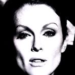 Second pic of Julianne Moore non nude posing photosets