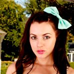 First pic of Lexi Shows Hot Ass