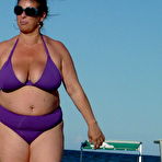 First pic of Natural Breasted Mums On The European Beach