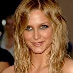 Second pic of Ashlee Simpson