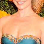 Second pic of Ali Larter shows her legs paparazzi shots