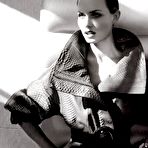 Third pic of Amber Valletta black-&-white sexy and topless