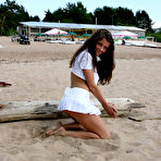 Third pic of CutiesFlashing - free flashing/public photo galleries