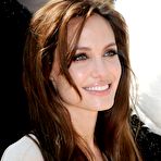 Second pic of Angelina Jolie posing at Kung Fu Panda 2 photocall in Cannes
