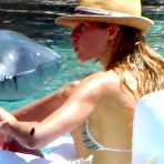 Third pic of :: Babylon X ::Gisele Bundchen gallery