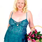 First pic of Hardcore Fatties - Fat Mature Blonde Showing Pussy