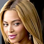 Fourth pic of Beyonce Knowles in tight night dress at premiere