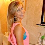 First pic of Kennedy Leigh - IKnowThatGirl.com