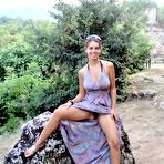 First pic of Real amateur girlfriends having sexHot amateur busty girls posing naked with no shame