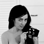 Second pic of Taylor Vixen for Devine Ones - www.devineones.com