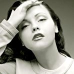 First pic of Christina Ricci black-and-white scans from mags