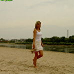 First pic of Changing on the beach - Leenks Smut