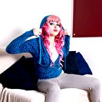 First pic of Hotty Stop / Nina Terror Couch