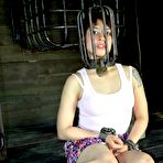 Fourth pic of SexPreviews - Siren Wolf in metal bondage her naked boyd toyed to orgasm