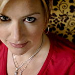 Fourth pic of french siger Dido non nude posing scans from mags