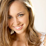 First pic of Riley Reid masturbating her pussy in the bathroom