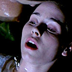 Third pic of Elle Macpherson