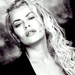 Fourth pic of Eva Grimaldi exposed her boobs & pussy