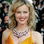 Second pic of Eva Herzigova