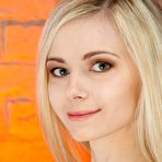 First pic of Blonde Nude Chick