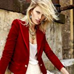 Second pic of Karolina Kurkova shows her long legs mag scans