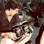 First pic of Retro porn ~ Seventies girl loves some double penetration!