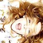 Third pic of Kylie Minogue sexy posing photosets