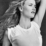 Second pic of Laura Dern sexy pics and nude movie captures