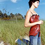 Fourth pic of Mandy Moore