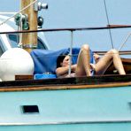 First pic of Manuela Arcuri