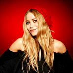 Third pic of Olsen Twins