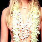 First pic of Peta Wilson