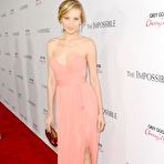 Fourth pic of Petra Nemcova at The Impossible premiere