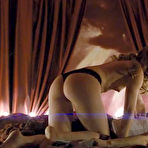 First pic of Piper Perabo topless captures from movies