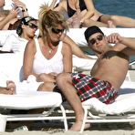 Fourth pic of Rachel Hunter