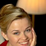 Fourth pic of Reese Witherspoon