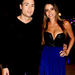 Second pic of Busty Sofia Vergara deep cleavage paparazzi shots