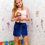 First pic of Teen Live Sex - streaming private shows of delicious teens!