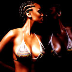 Fourth pic of Tyra Banks