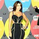 Second pic of Vida Guerra posing at Billboard Music Awards