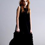 Third pic of Bella Thorne various sexy images