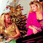 First pic of Retro porn ~ Two retro ladies fucked during the music lessons!