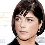 First pic of Selma Blair nude posing photos