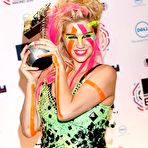 First pic of Kesha sexy performs at MTV Europe Music Awards stage