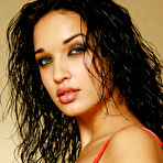 Third pic of OLGA M  BY VORONIN - TIARIXA - ORIG. PHOTOS AT 4300 PIXELS - &copy; 2006 MET-ART.COM