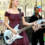 Third pic of Jewel Kilcher