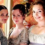 First pic of Morven Christie exposed her boobs vidcaps